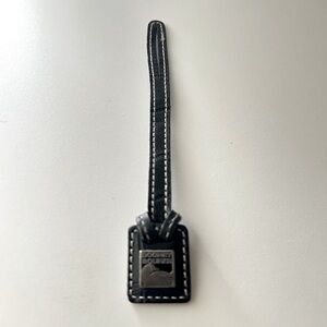 DOONEY & BOURKE  Black Leather Strap with Logo Key Fob